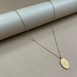 Elegant Gold Lily Pendant Necklace - Elegant Flower Necklace